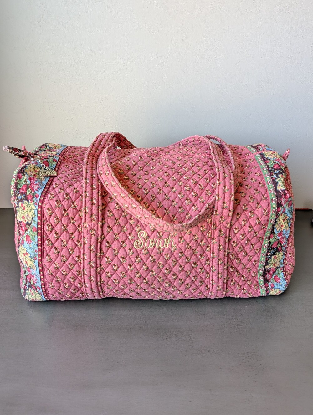 Vintage 2003 Vera Bradley Pink Pansy Large Duffel 24” Quilted Cotton Made In USA